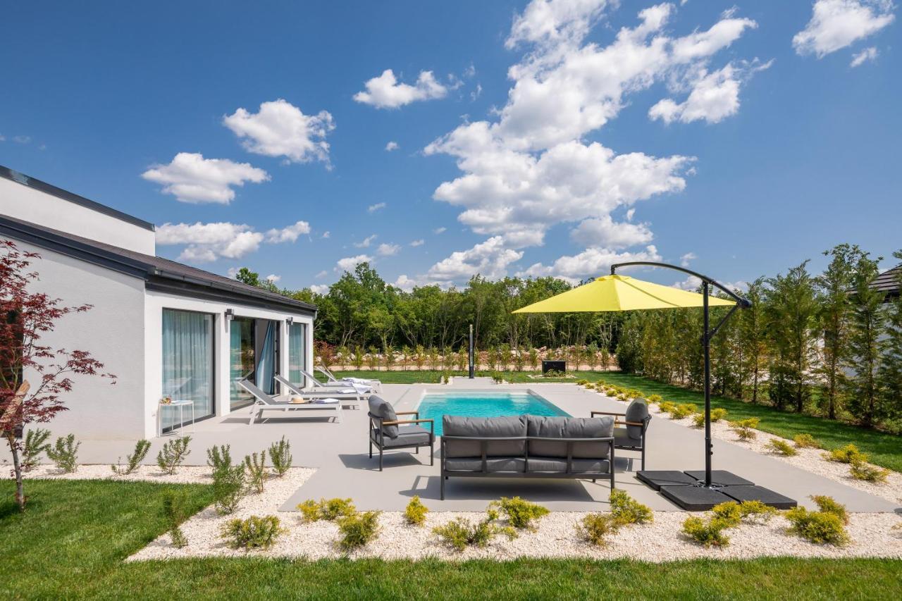 Bandelli Villas Oklaj Экстерьер фото