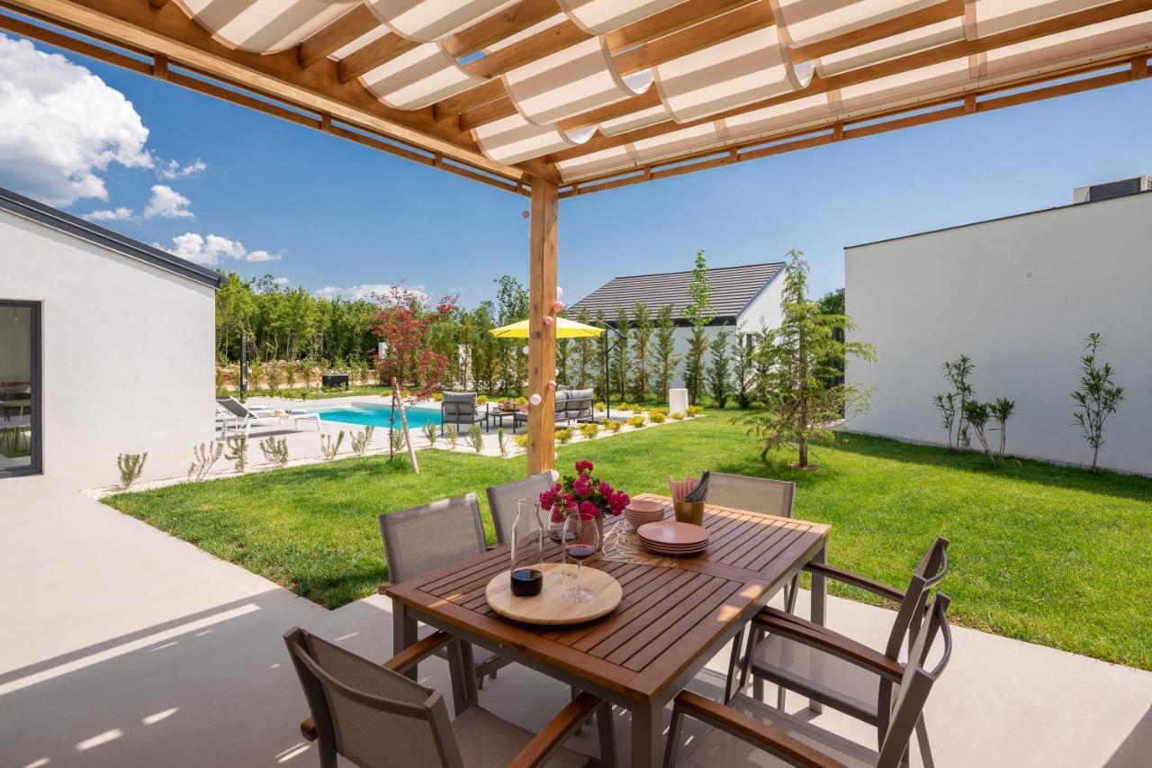 Bandelli Villas Oklaj Экстерьер фото