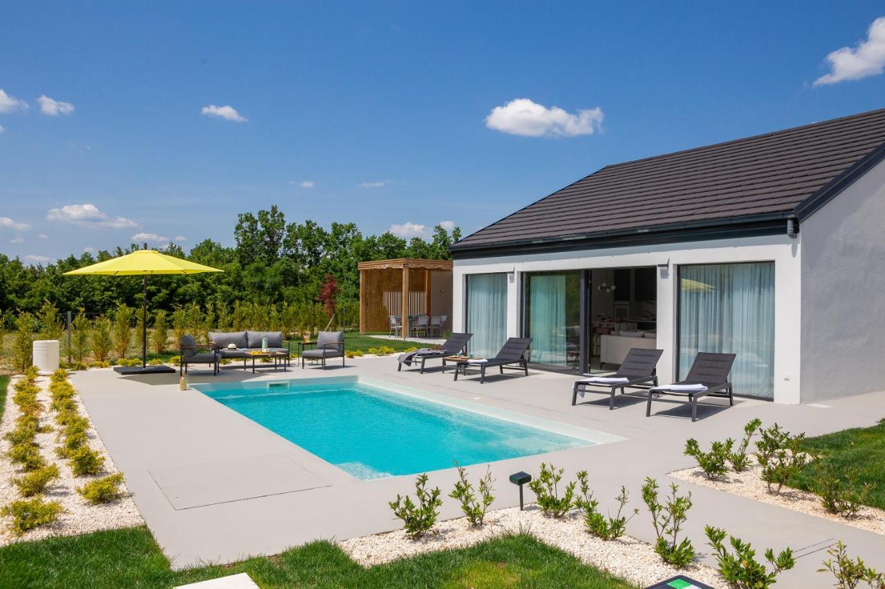Bandelli Villas Oklaj Экстерьер фото