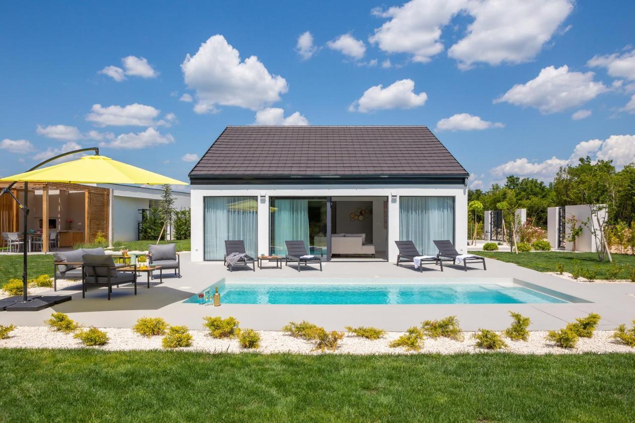 Bandelli Villas Oklaj Экстерьер фото