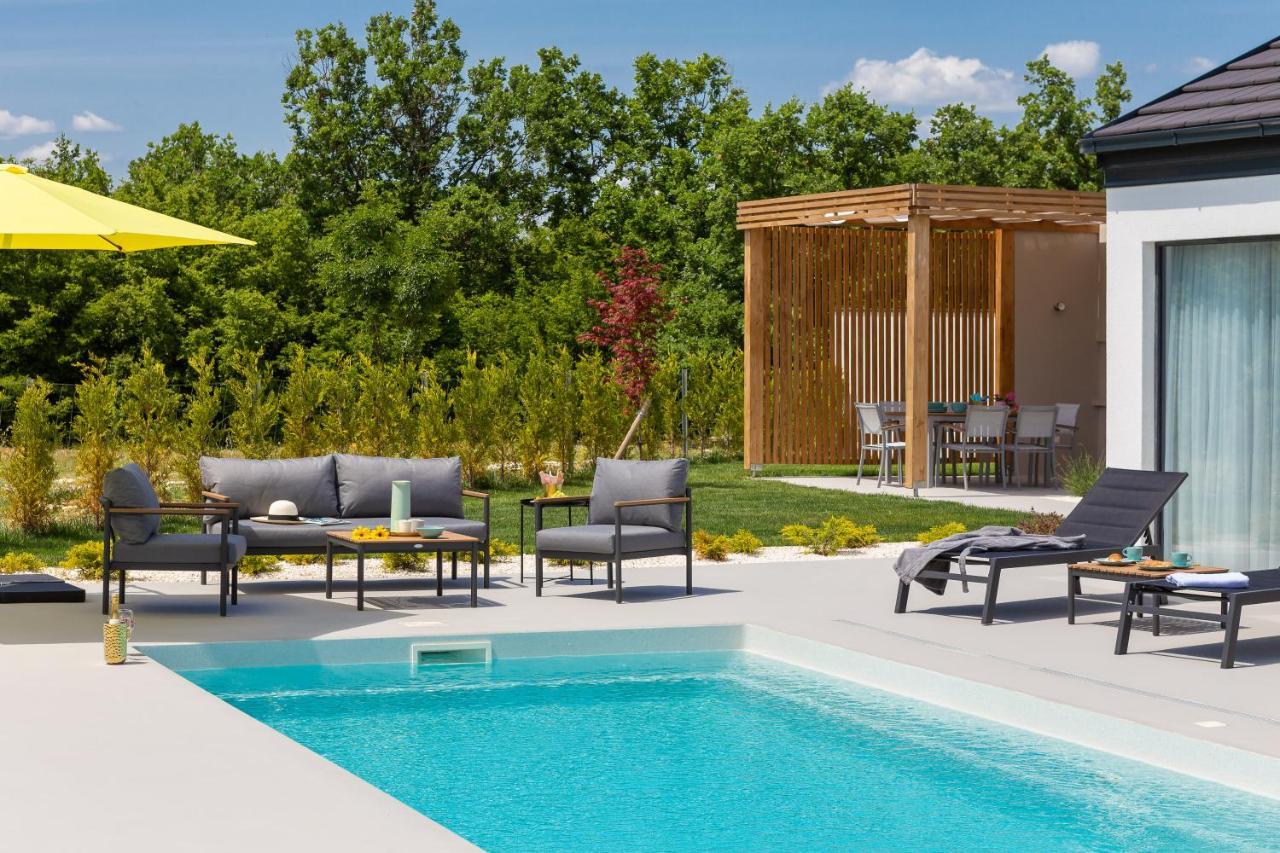 Bandelli Villas Oklaj Экстерьер фото