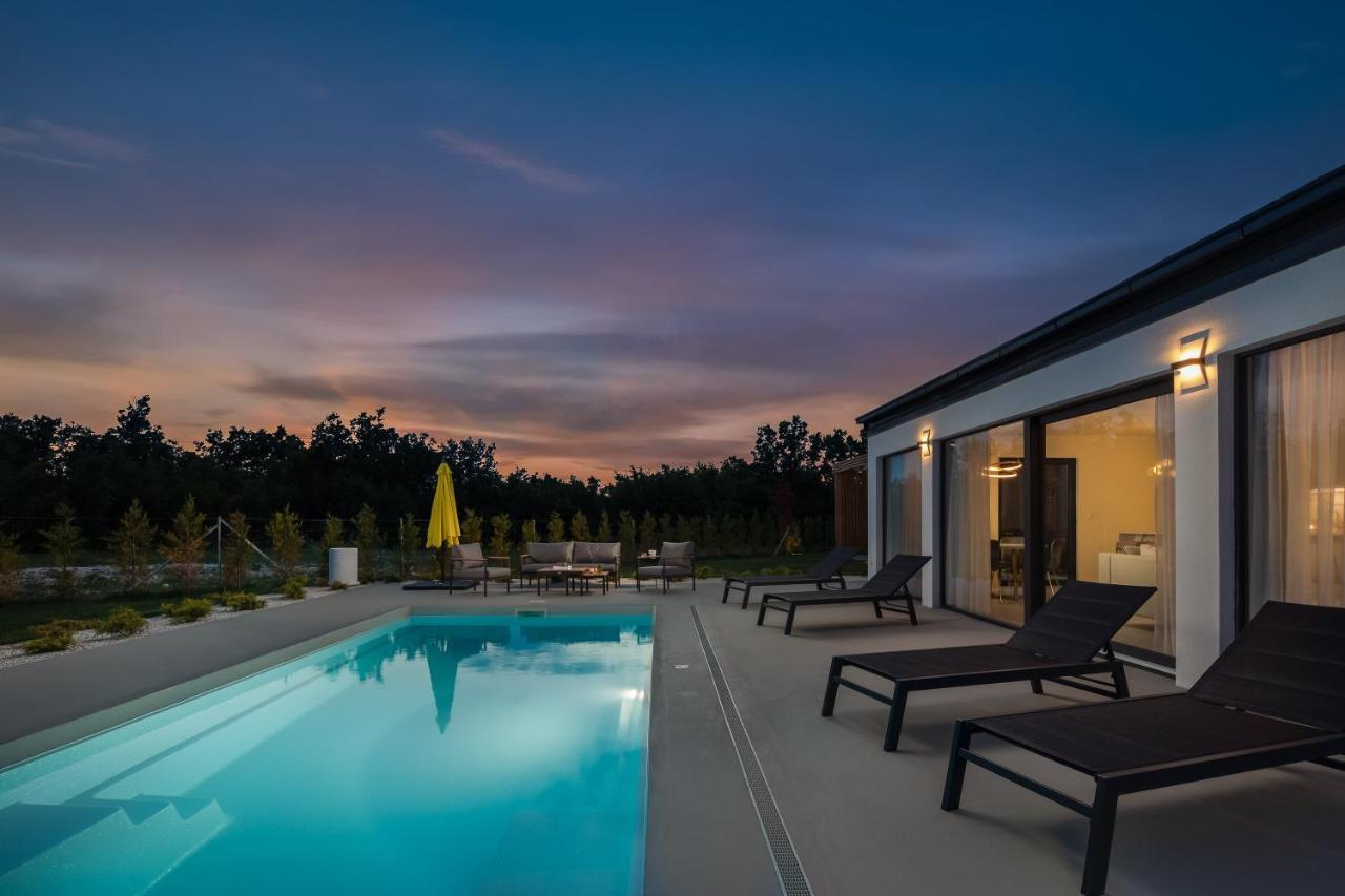 Bandelli Villas Oklaj Экстерьер фото